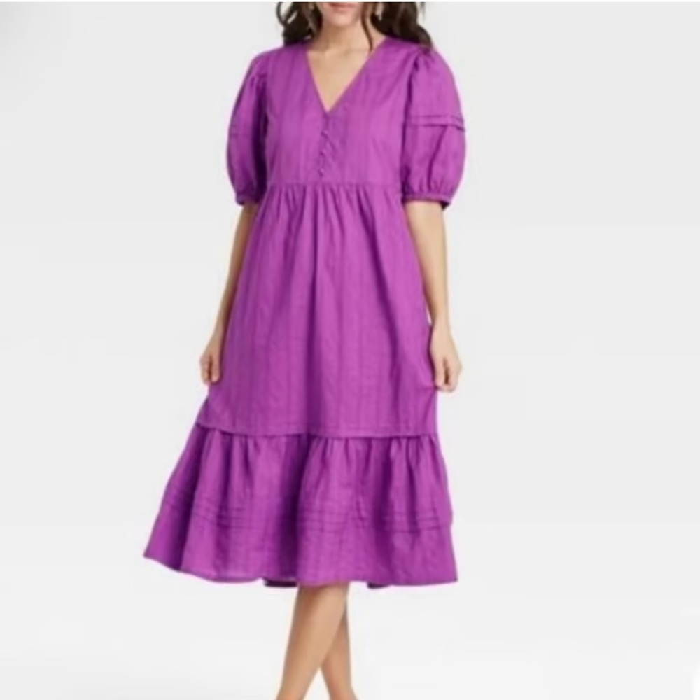 Universal Thread Maxi, Euc, Size Medium - image 1